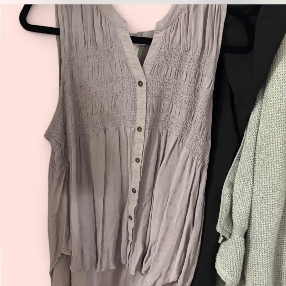 Women's Sleeveless Button-Down Top - Purple